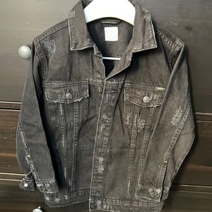 Zara boys size 6 black denim jacket (see video)